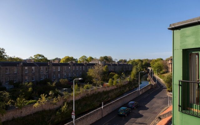 Sunny Flat W/parking Near Royal Botanic Garden