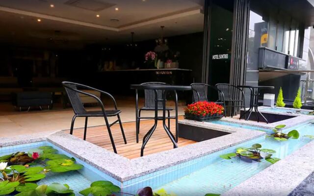 Suntree Hotel
