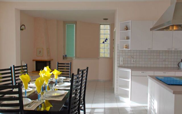House Daniele Cademario