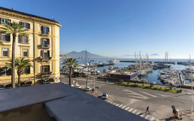 Piazza Sannazzaro 200 - Monet