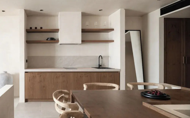 Seven Rocks Suites