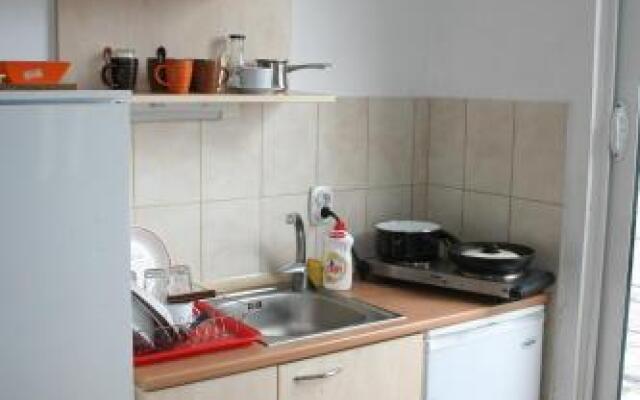 Accommodation Sutomore