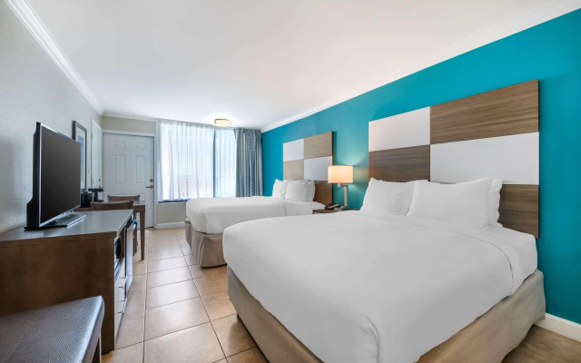 Comfort Inn & Suites Daytona Beach Oceanfront