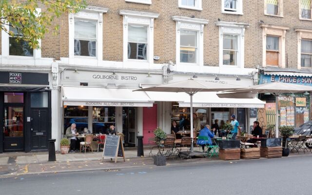 Stylish Portobello Road 2 Bedroom Easy Access