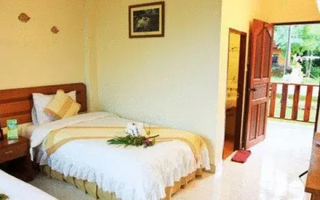 Rithima Srichumsaeng Riverside Resort