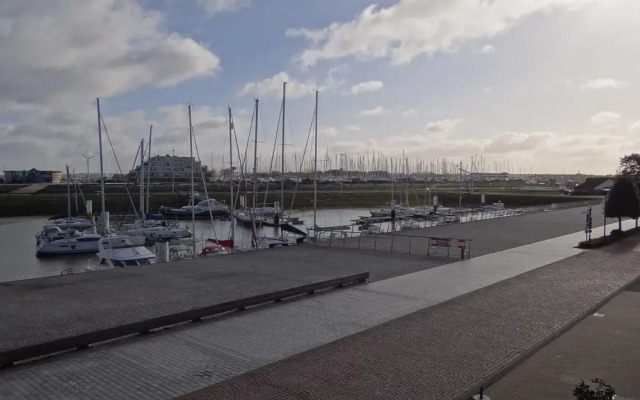 Apartment in Nieuwpoort Near Scenic Beach