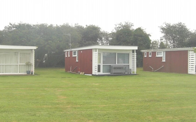 Castaway Cabin