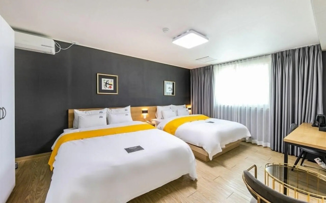 YAJA Hotel Tongyeong Ferry Terminal Branch