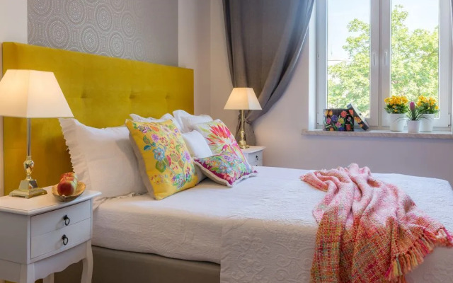 Fragola Between Old Town and Jewish Quarter