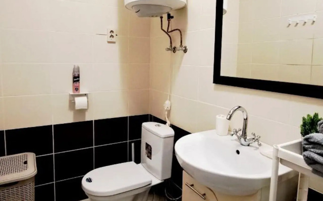 Apartments on Molodogvardeyskaya 2/7a street