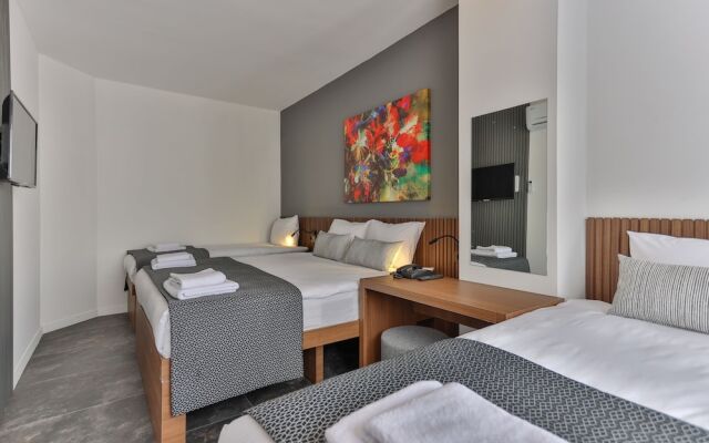 Wolf Of The City Hotel & Spa