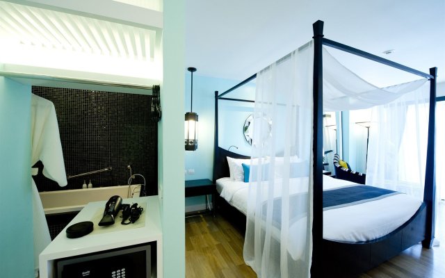 Wave Hotel Pattaya