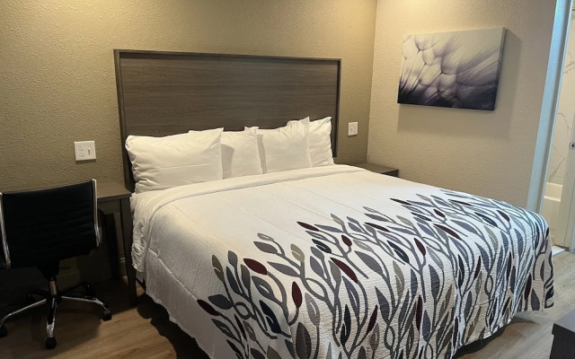 Red Roof Inn Haltom City