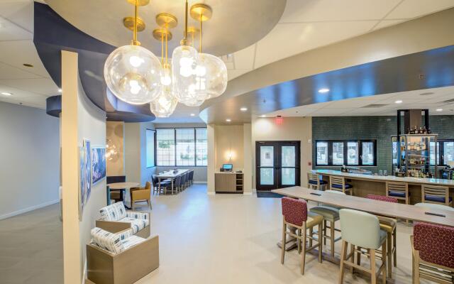 Hotel Indigo Mount Pleasant by IHG