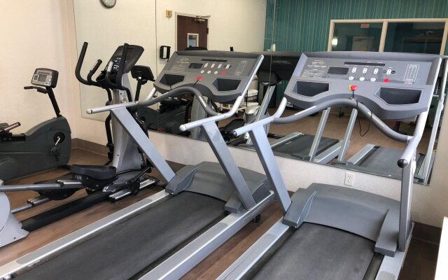 Holiday Inn Express Hotel & Suites Downtown Minneapolis by IHG