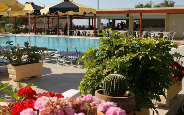 Relax Hotel