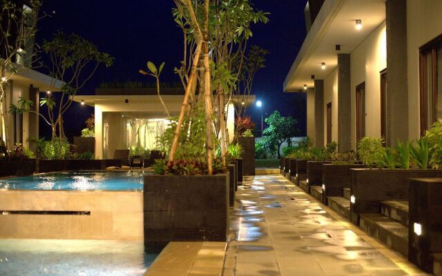 ILLIRA Lite Praya Lombok
