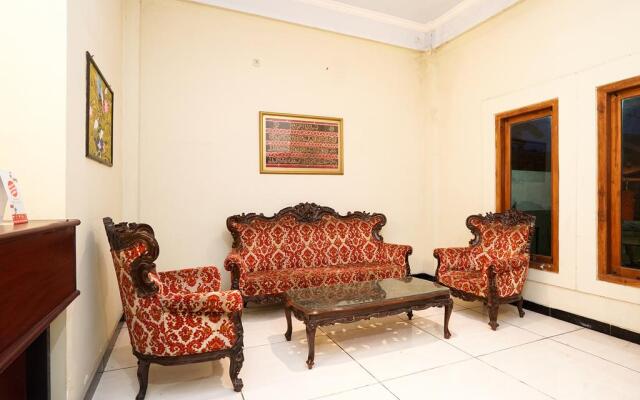 OYO 475 Kartika Syariah Homestay