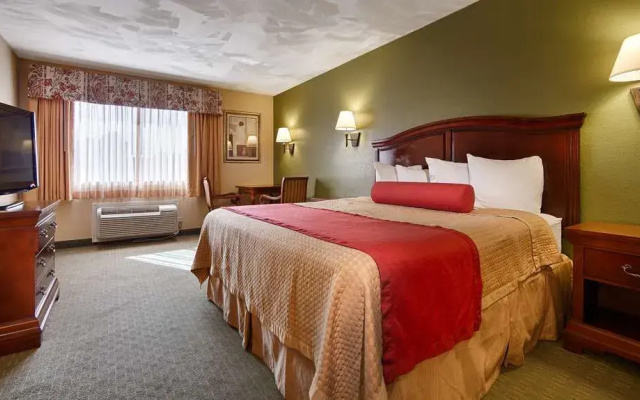 Best Western Plus Wakulla Inn & Suites