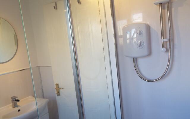 Edinburgh Palace Apartment