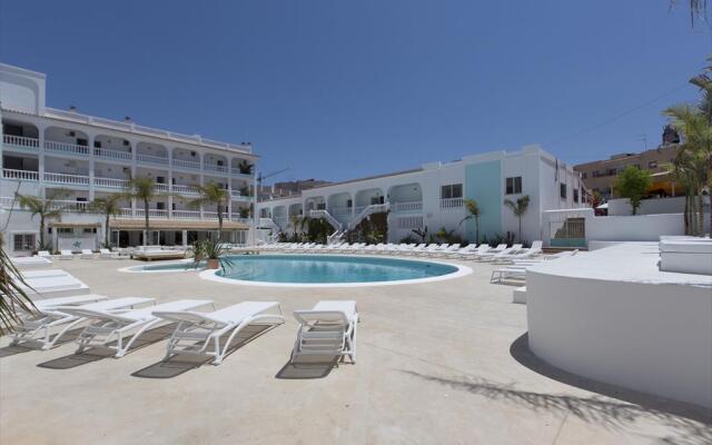 The Beach Star Ibiza Aparthotel - Adults Only