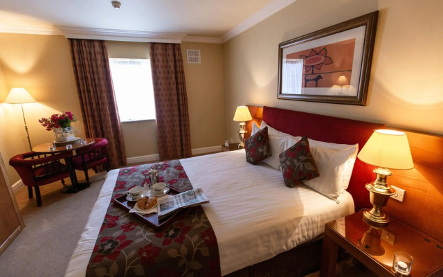 Hamlet Court Hotel
