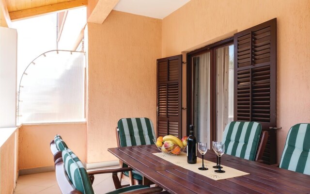 Awesome Home in Fazana With Wifi and 4 Bedrooms
