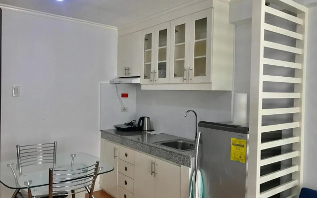 Fully Furnished 1BR Condo Unit