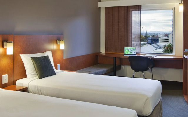 ibis Hamilton Tainui