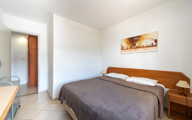OYO Residencial Itacuruçá Apart Hotel, Mangaratiba