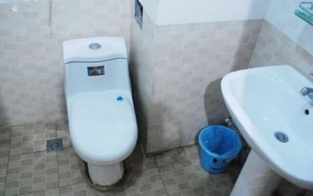 Luoyang Rose Family Apartment