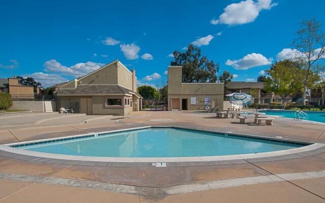 Bedknobs and Broomsticks - 3 Br Condo