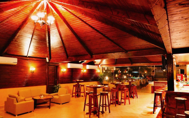Ocean Club Hotel
