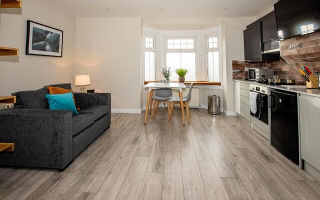 Bright and Luxurious Flat in the Heart of Reading