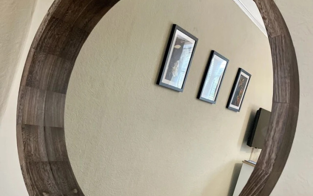 Lacet House