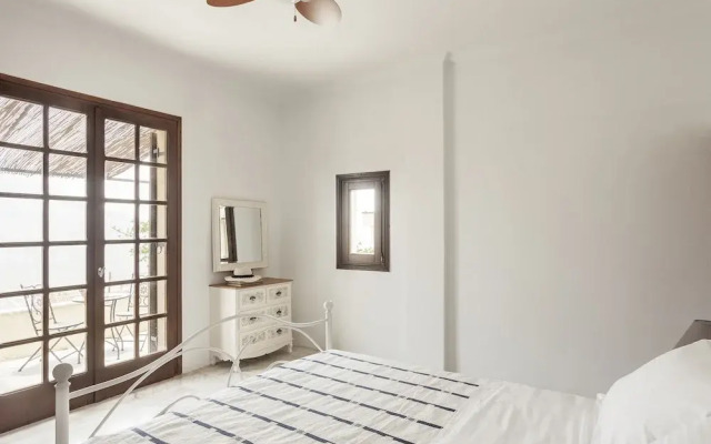 Luxurious Mani Peninsula Traditional Tower