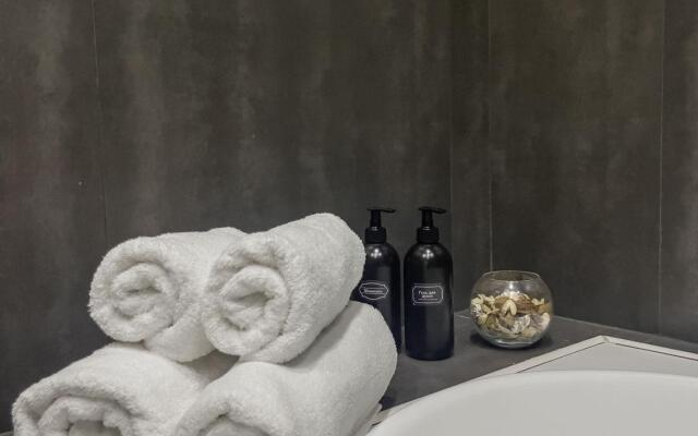 Высота 38 на улице 30-й Иркутской Дивизии