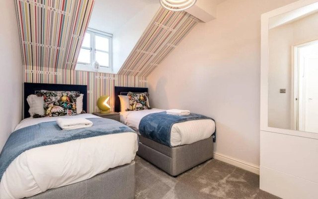 Host Apartments The Pilgrim Coach House