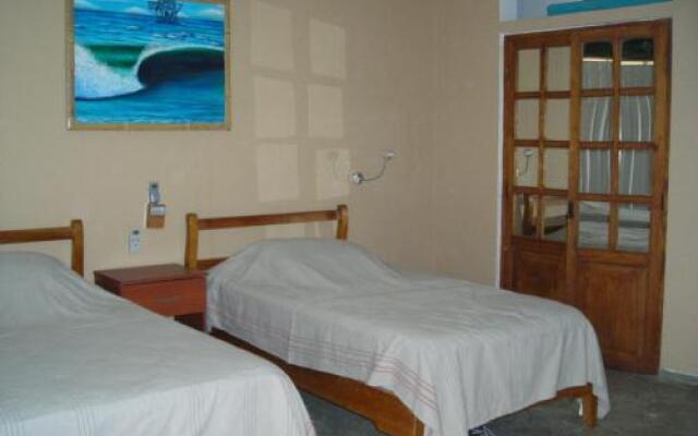 El Merlin at the Point