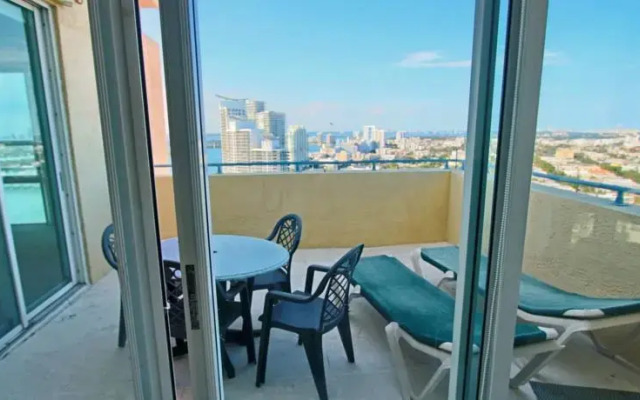Penthouse Brock