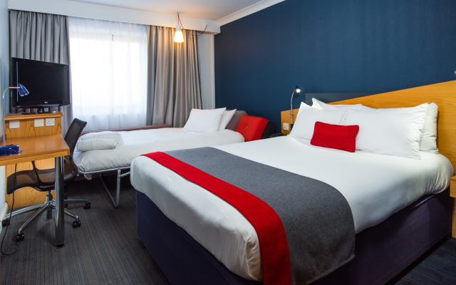 Holiday Inn Express Swansea - East, an IHG Hotel