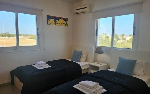 55 ATH - Stay Villa Harsha