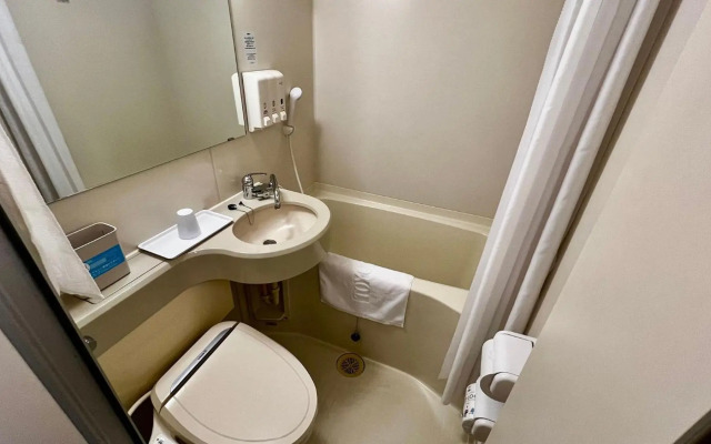 Toyoko Inn Shin Yokohama Station Honkan