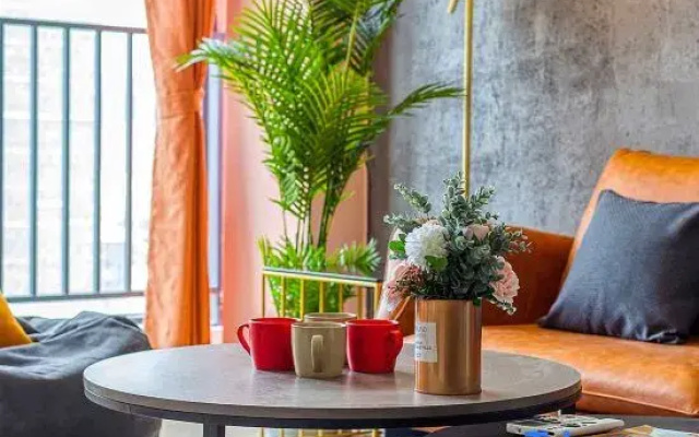Sihui Muyi Bian Apartment