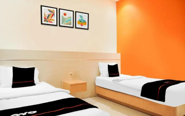 Townhouse Oak Palembang near Palembang Golf Club formerly KR Hotel
