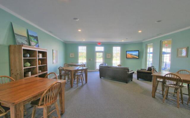 Bluewater Resort & Marina by Spinnaker Resorts