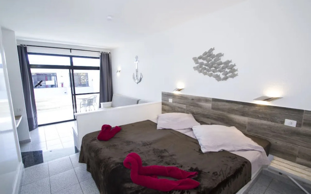 Saladar Suites Boutique