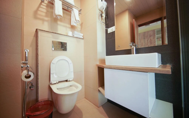 Woodapple Hotel and Spa