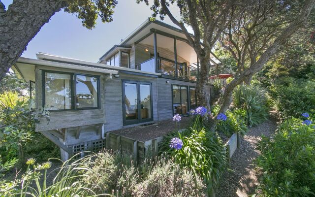 Beachfront Enclosure Bay