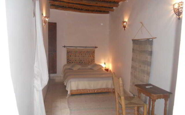 Riad Ineslisa
